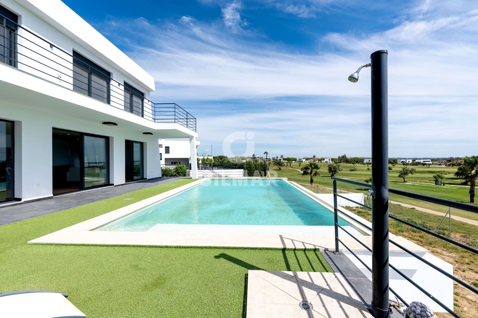 3 slaapkamer Villa te koop in Puerto Real met zwembad - € 749.000 (Ref: 9816279)