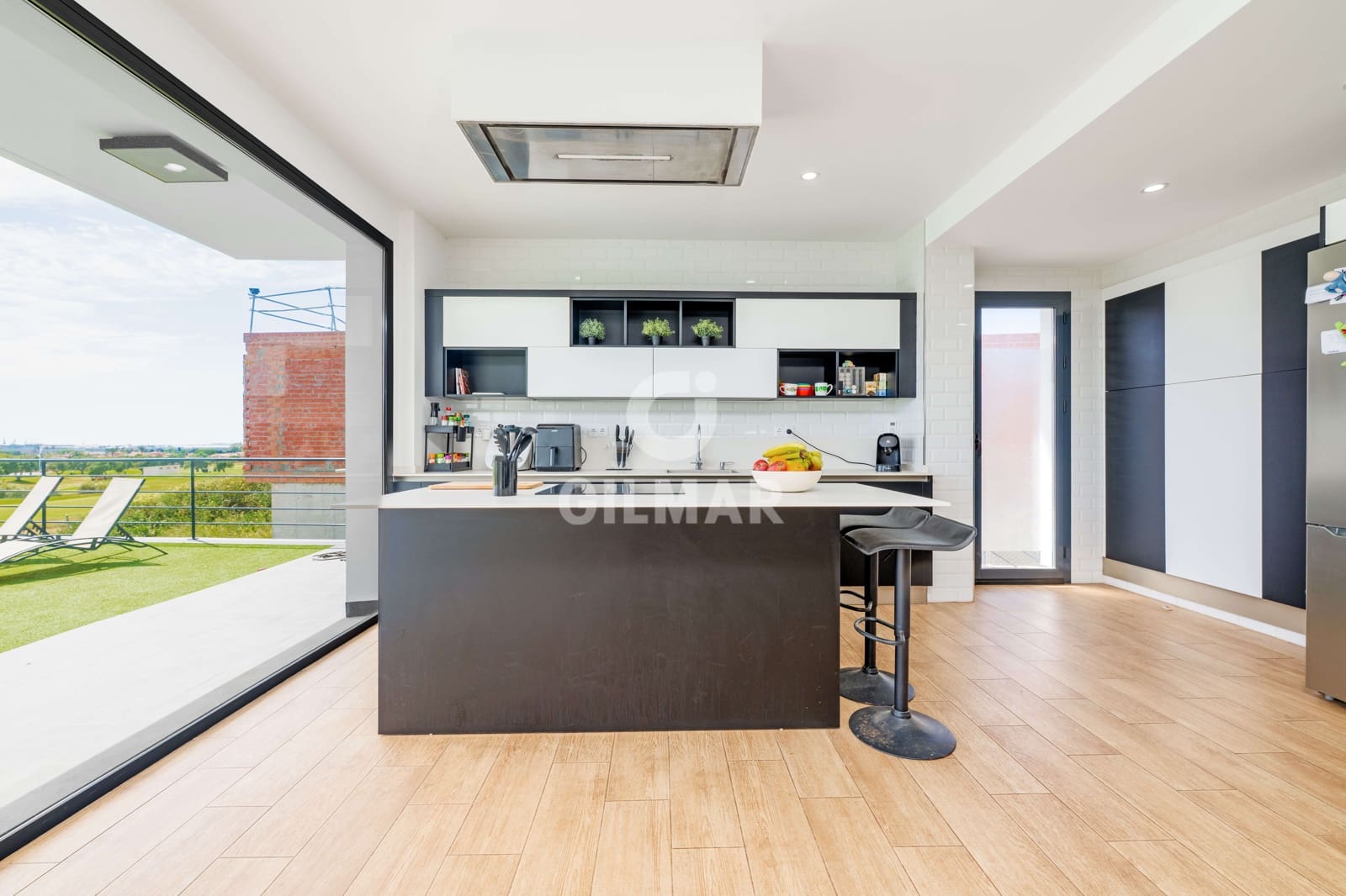 3 slaapkamer Villa te koop in Puerto Real met zwembad - € 749.000 (Ref: 9816279)