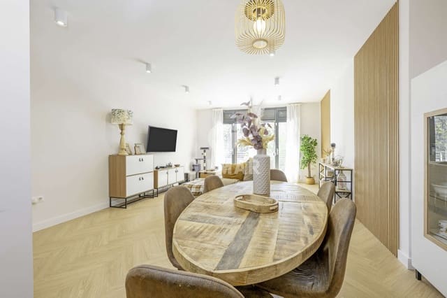 4 soveværelse Lejlighed til salg i Cádiz by - € 740.000 (Ref: 9816280)