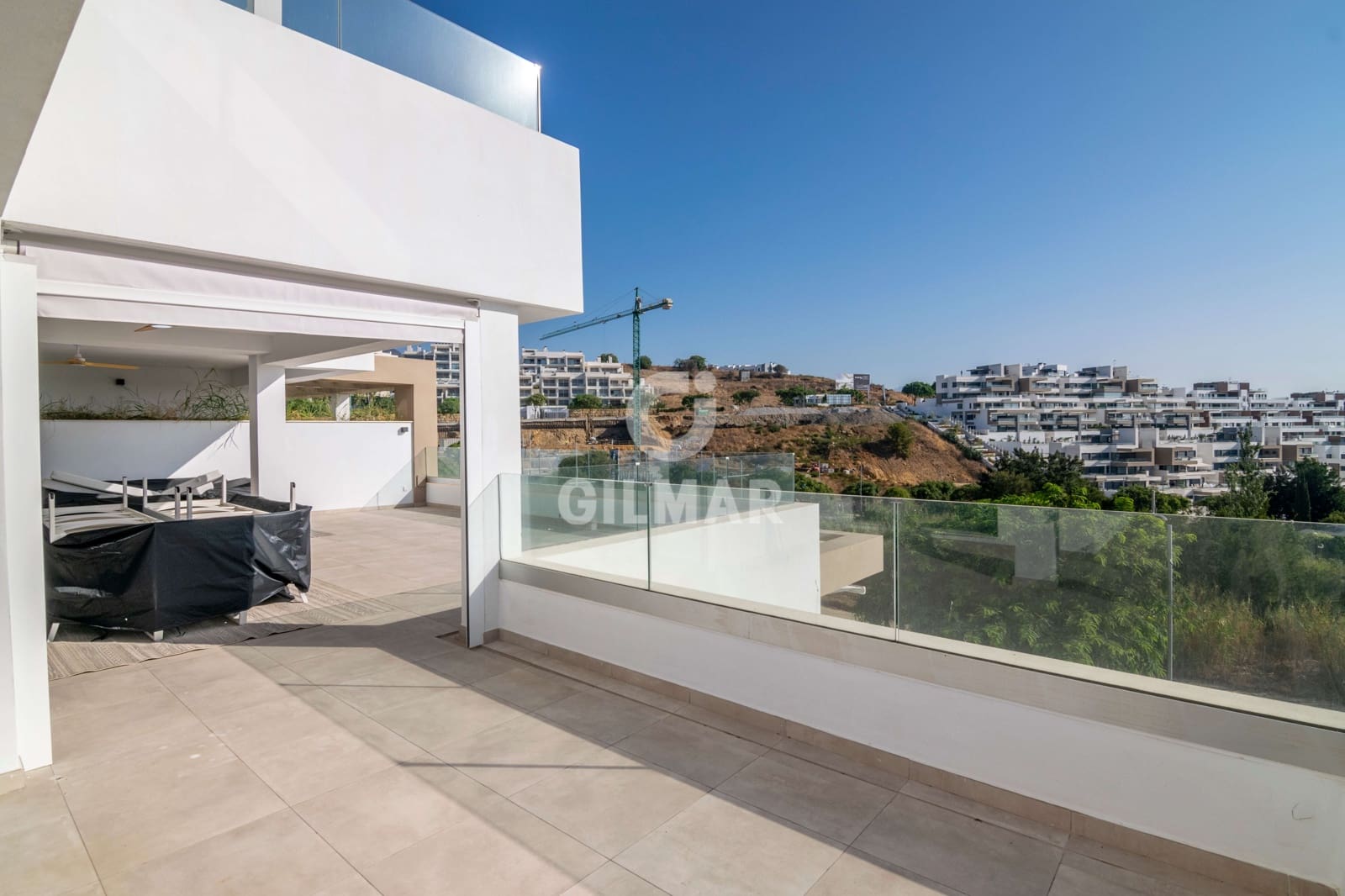 3 chambre Appartement à vendre à Estepona avec garage - 1 100 000 € (Ref: 9816281)