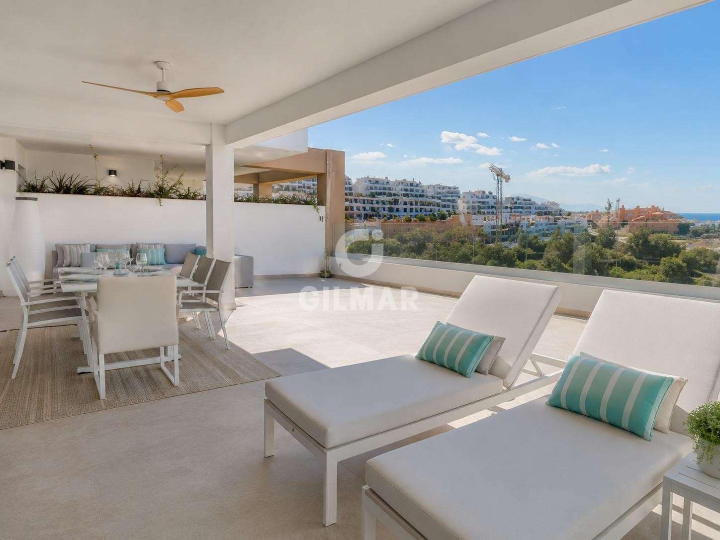 3 chambre Appartement à vendre à Estepona avec garage - 1 100 000 € (Ref: 9816281)