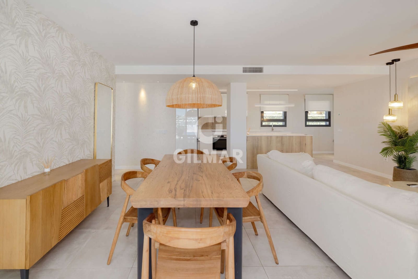 3 chambre Appartement à vendre à Estepona avec garage - 1 100 000 € (Ref: 9816281)