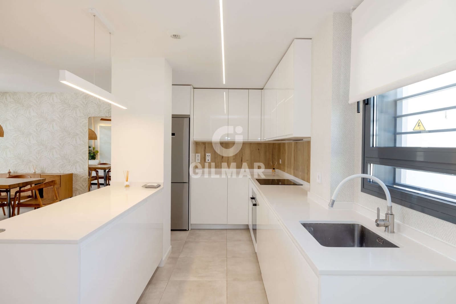 3 chambre Appartement à vendre à Estepona avec garage - 1 100 000 € (Ref: 9816281)