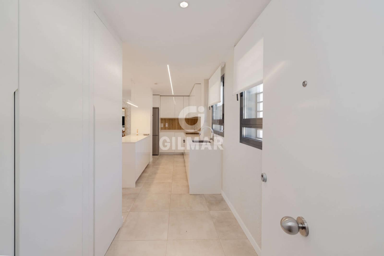 3 chambre Appartement à vendre à Estepona avec garage - 1 100 000 € (Ref: 9816281)