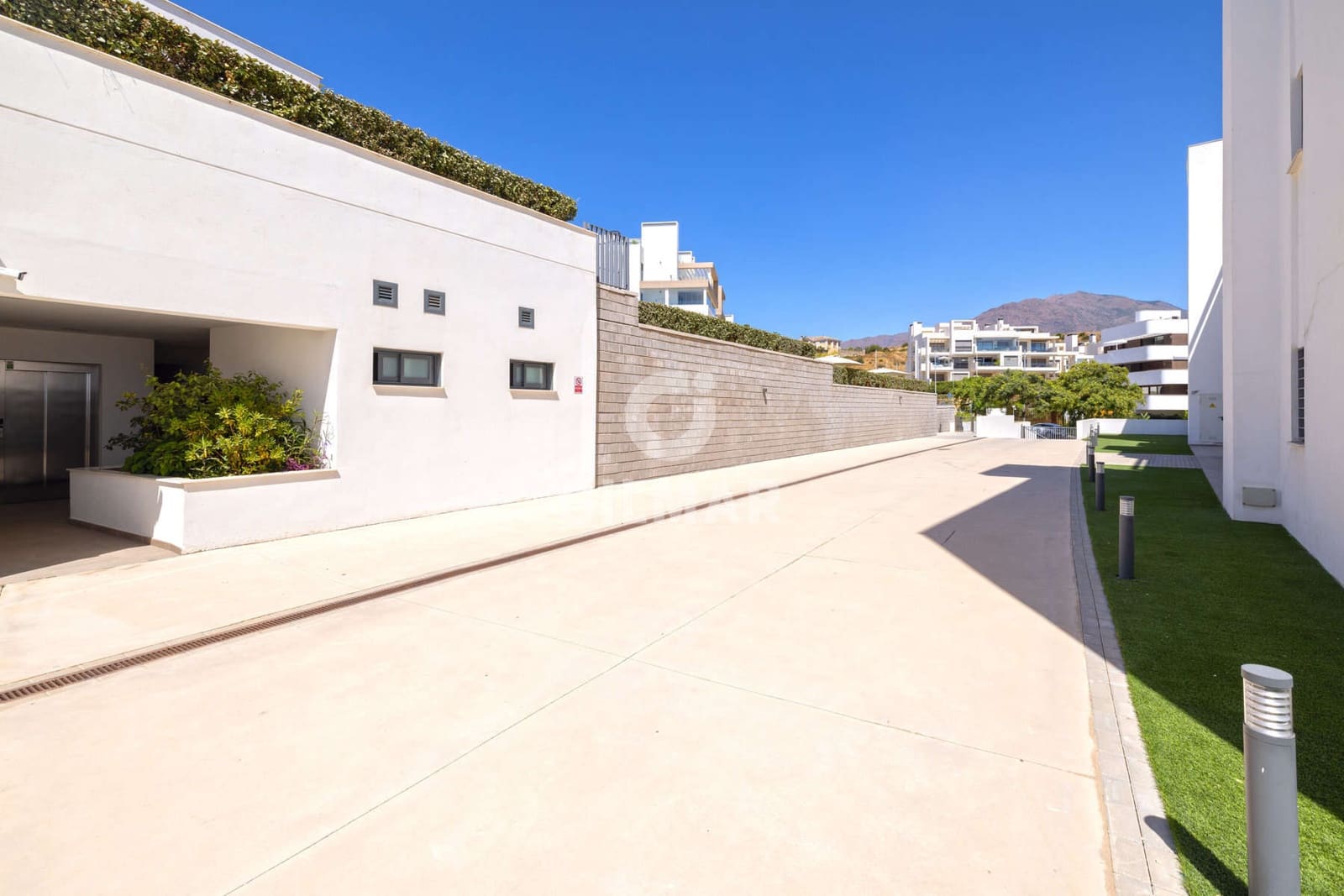 3 chambre Appartement à vendre à Estepona avec garage - 1 100 000 € (Ref: 9816281)