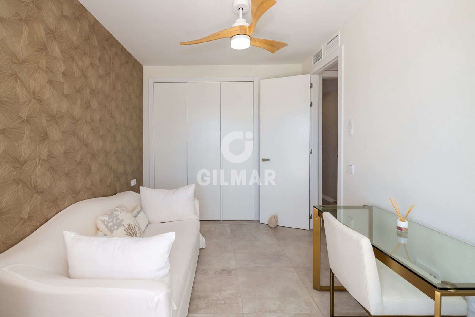 3 chambre Appartement à vendre à Estepona avec garage - 1 100 000 € (Ref: 9816281)