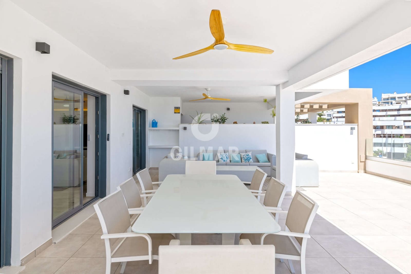 3 chambre Appartement à vendre à Estepona avec garage - 1 100 000 € (Ref: 9816281)