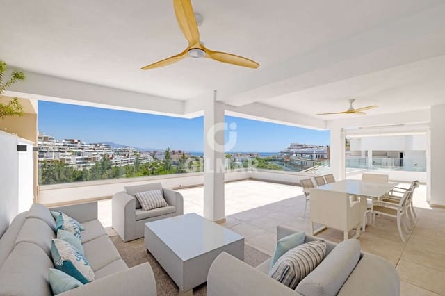 3 bedroom Flat for sale in Seghers, Estepona with garage - € 1,100,000 (Ref: 9816281)