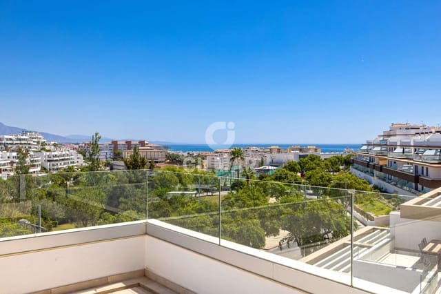 3 bedroom Flat for sale in Seghers, Estepona with garage - € 1,100,000 (Ref: 9816281)