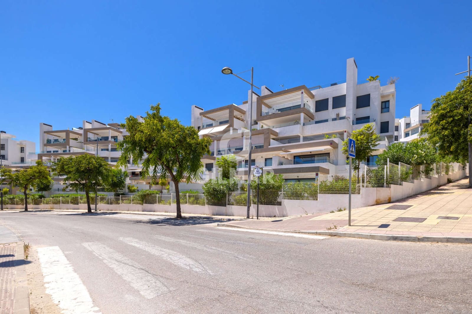 3 chambre Appartement à vendre à Estepona avec garage - 1 100 000 € (Ref: 9816281)