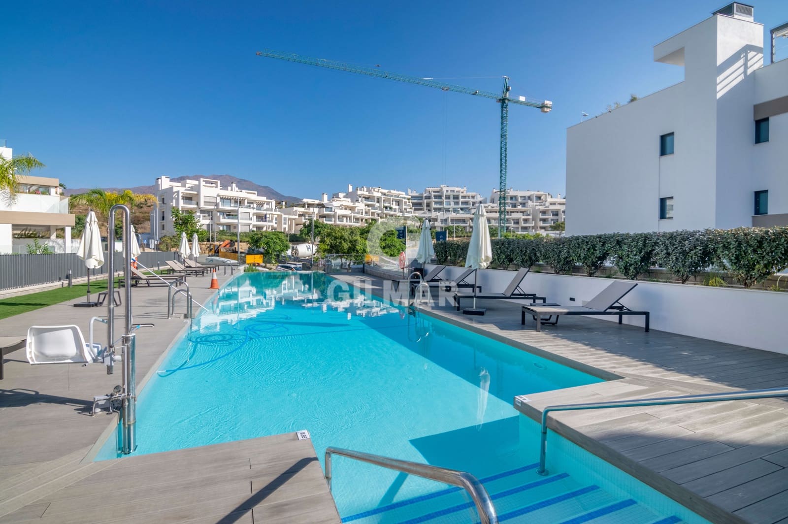 3 chambre Appartement à vendre à Estepona avec garage - 1 100 000 € (Ref: 9816281)