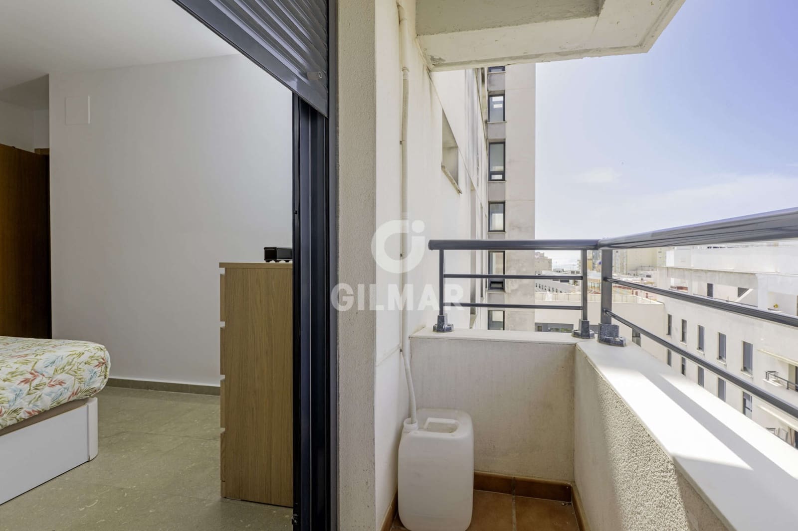 Piso de 1 habitación en Cádiz ciudad en venta con garaje - 280.000 € (Ref: 9816282)
