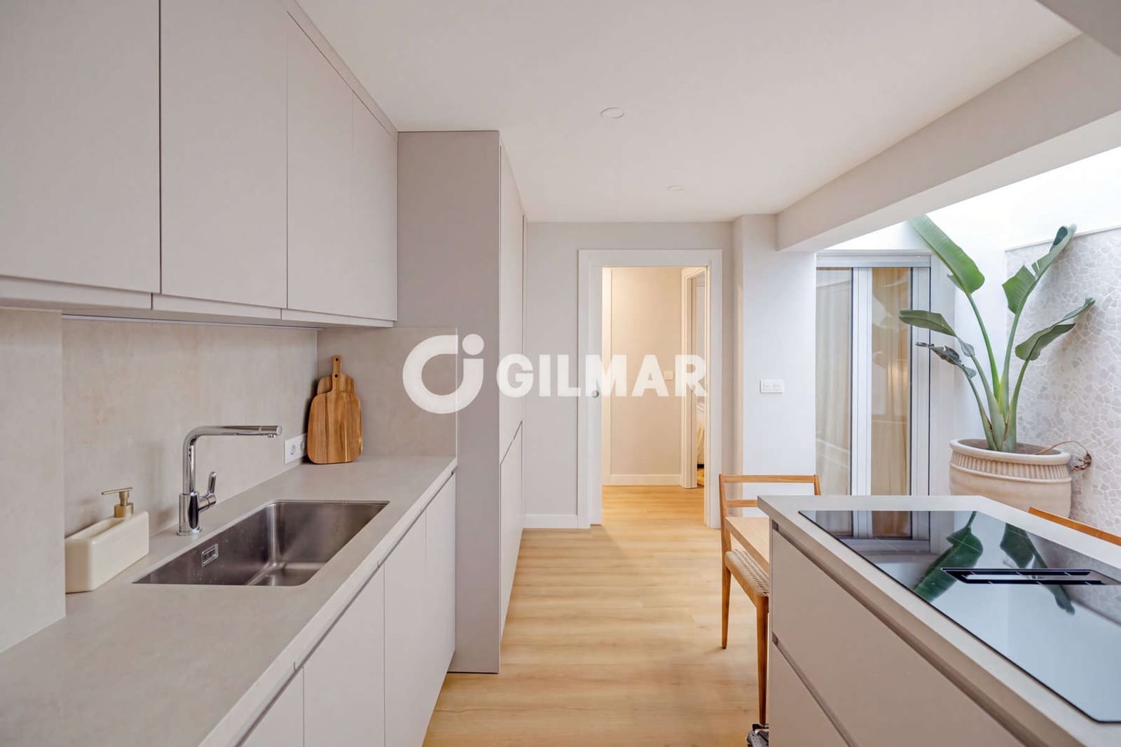 3 soverom Rekkehus til salgs i Estepona - € 897 000 (Ref: 9816528)