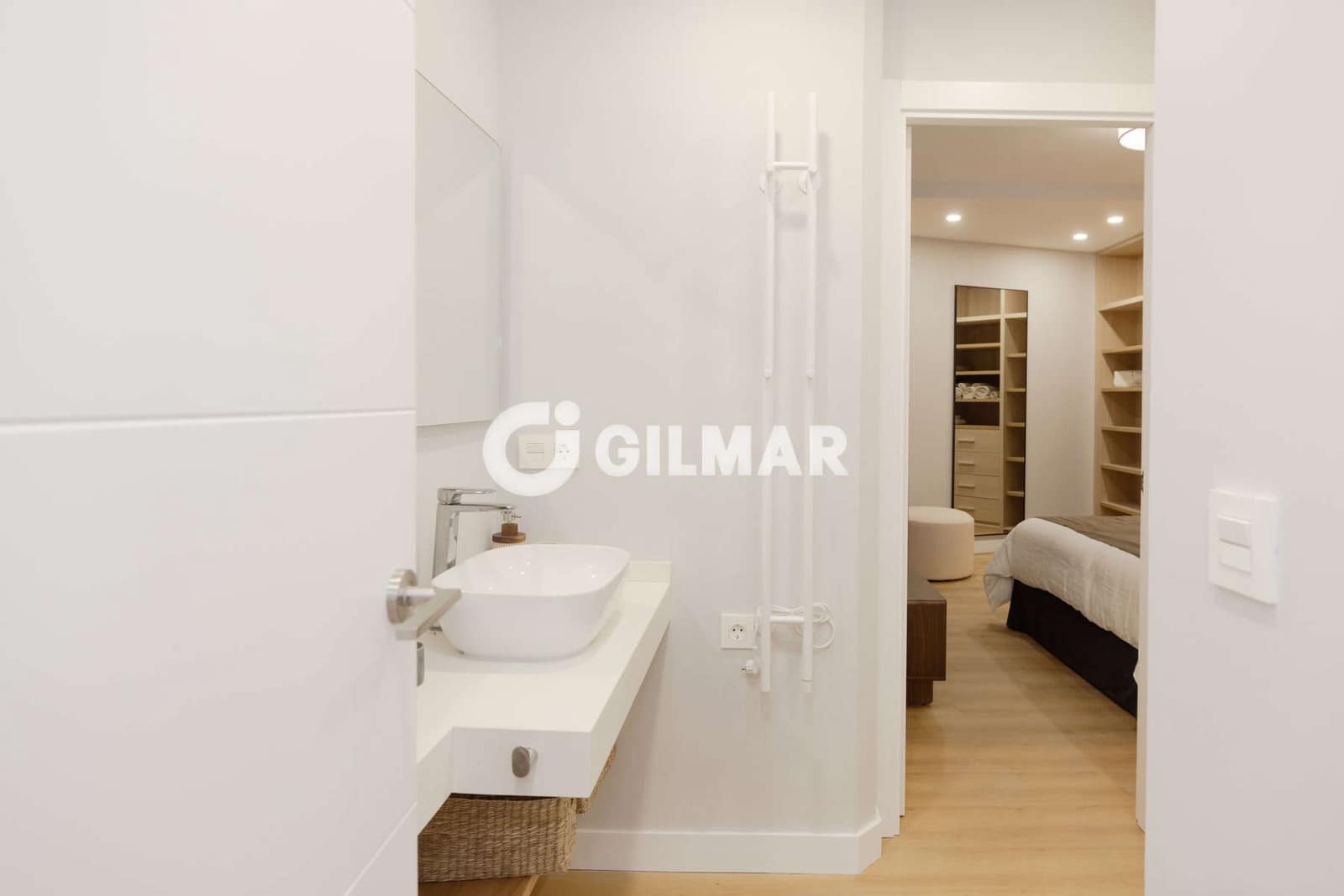 3 soverom Rekkehus til salgs i Estepona - € 897 000 (Ref: 9816528)