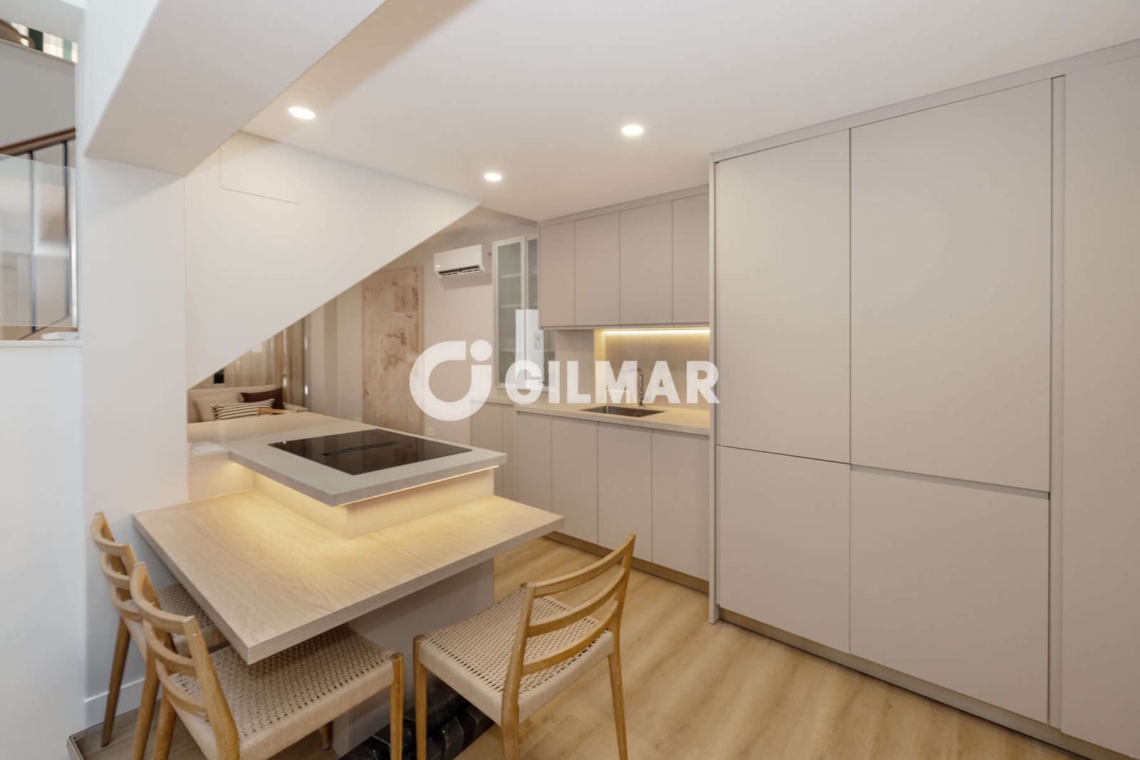3 soverom Rekkehus til salgs i Estepona - € 897 000 (Ref: 9816528)