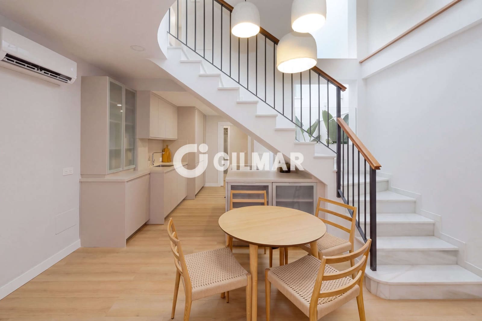 3 soverom Rekkehus til salgs i Estepona - € 897 000 (Ref: 9816528)