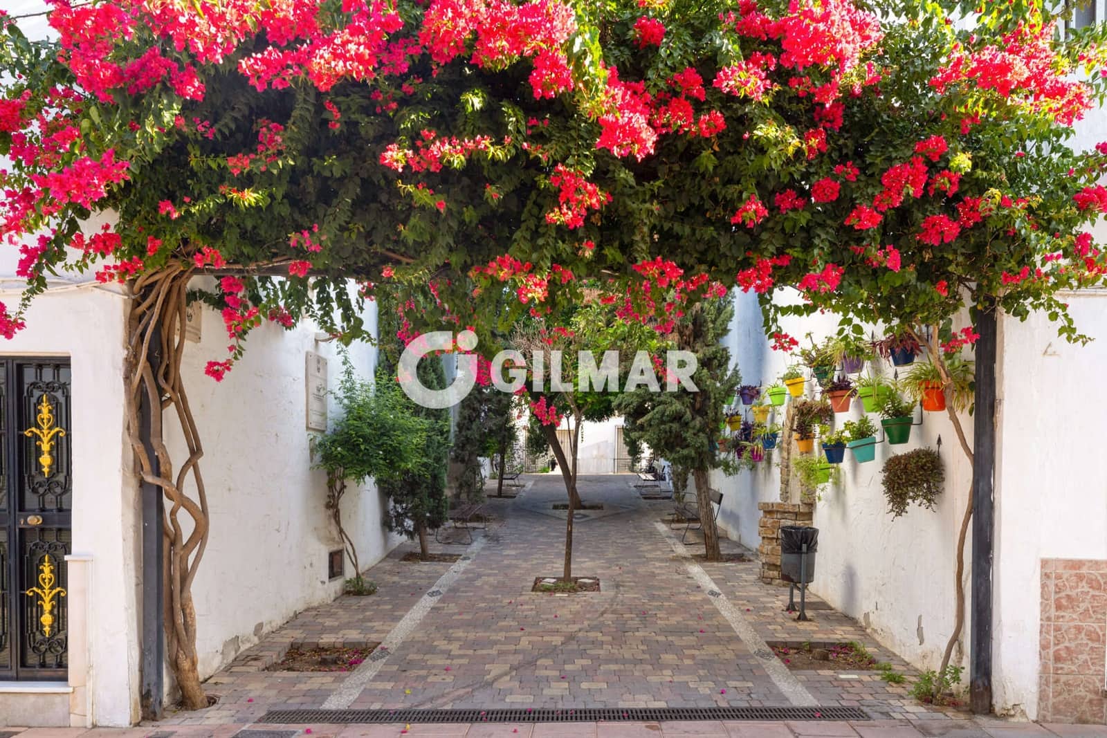3 soverom Rekkehus til salgs i Estepona - € 897 000 (Ref: 9816528)