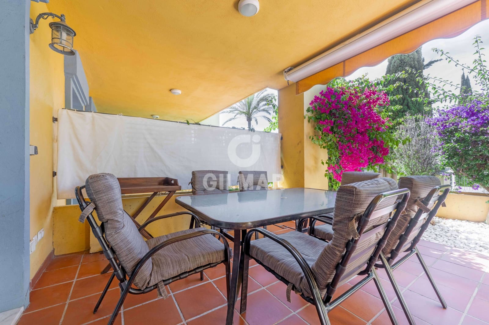 2 bedroom Flat for sale in Bahia de Marbella with pool garage - € 646,000 (Ref: 9821600)