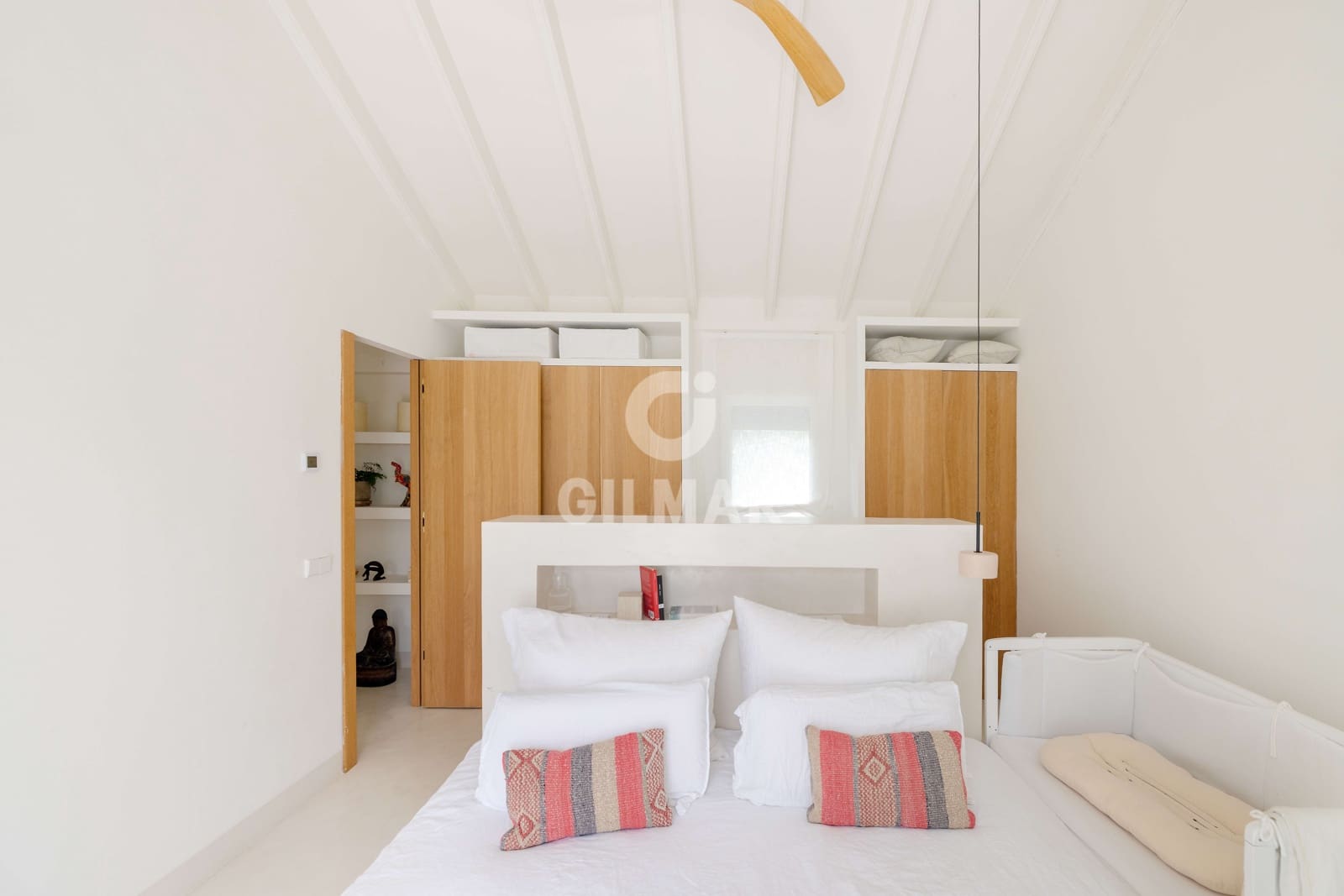 4 sypialnia Dom blizniak na sprzedaż w Marbella z basenem garażem - 1 295 000 € (Ref: 9821601)