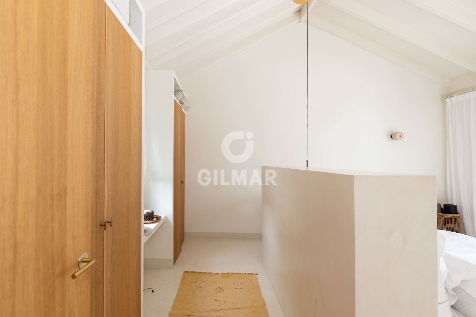4 sypialnia Dom blizniak na sprzedaż w Marbella z basenem garażem - 1 295 000 € (Ref: 9821601)