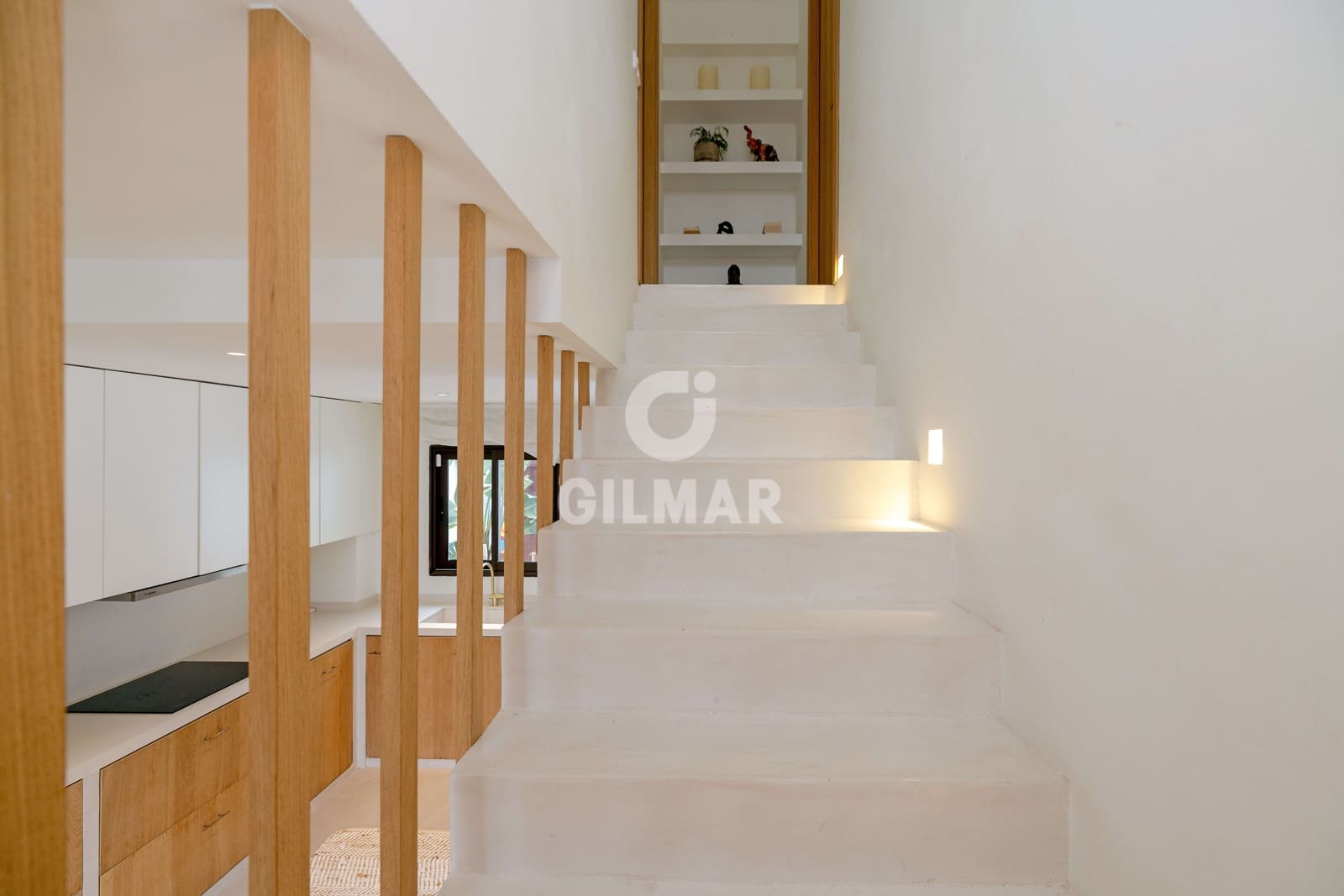 4 sypialnia Dom blizniak na sprzedaż w Marbella z basenem garażem - 1 295 000 € (Ref: 9821601)