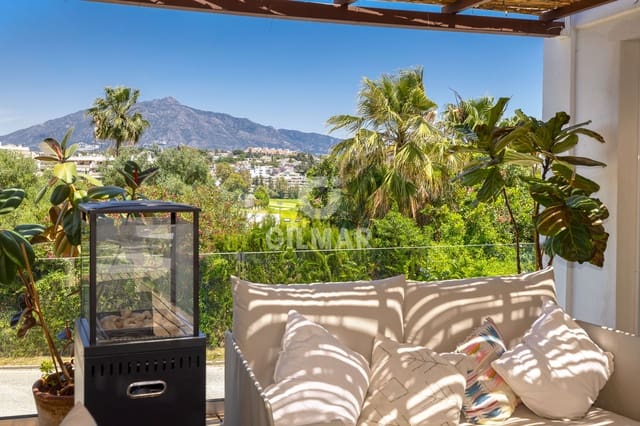 4 soveværelse Semi-Rækkehus til salg i Guadalmina Alta, Marbella med swimmingpool garage - € 1.195.000 (Ref: 9821601)