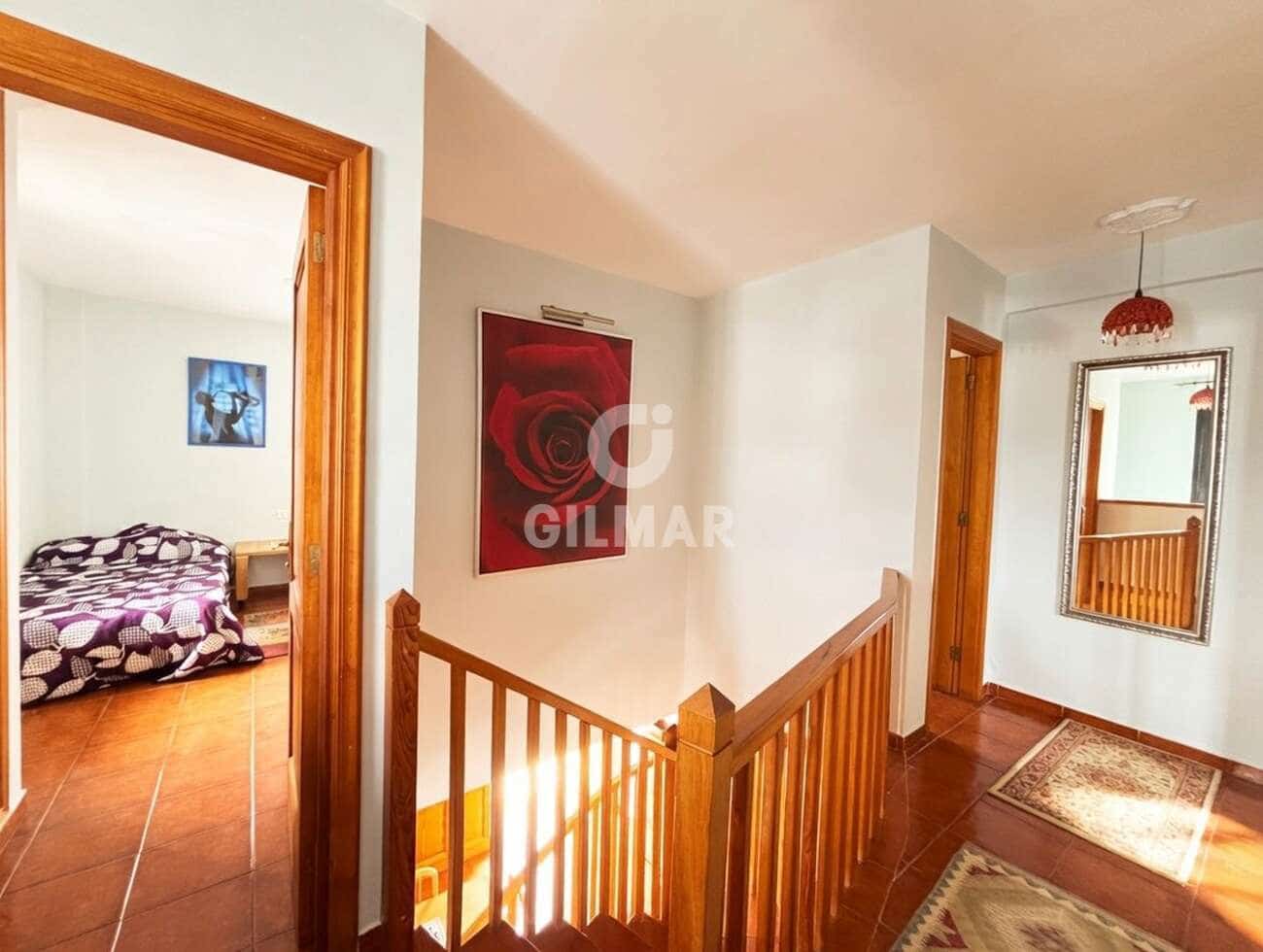 3 bedroom Semi-detached Villa for sale in Costa del Silencio with pool - € 425,000 (Ref: 9824057)