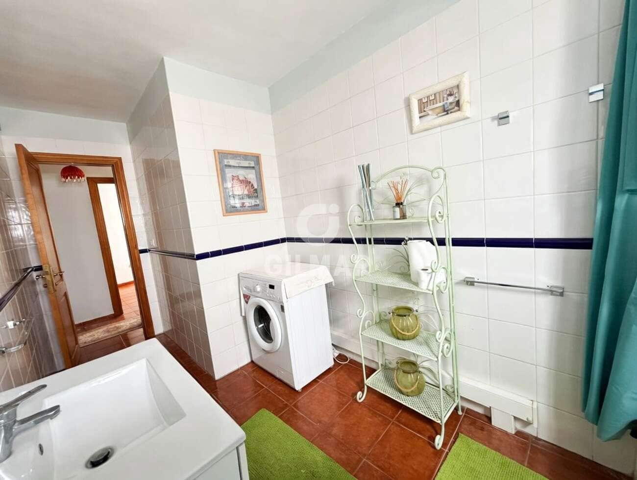 3 bedroom Semi-detached Villa for sale in Costa del Silencio with pool - € 425,000 (Ref: 9824057)