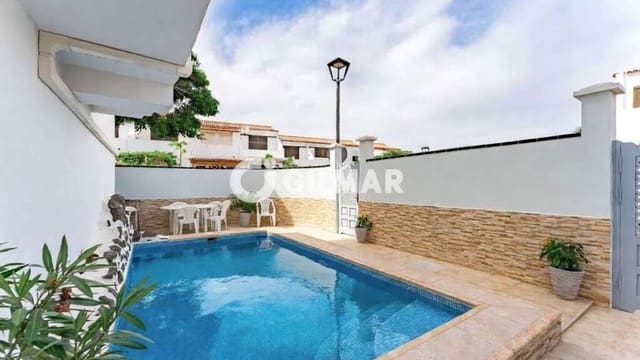 3 sovrum Semi-fristående Villa till salu i Costa del Silencio, Arona med pool - 425 000 € (Ref: 9824057)