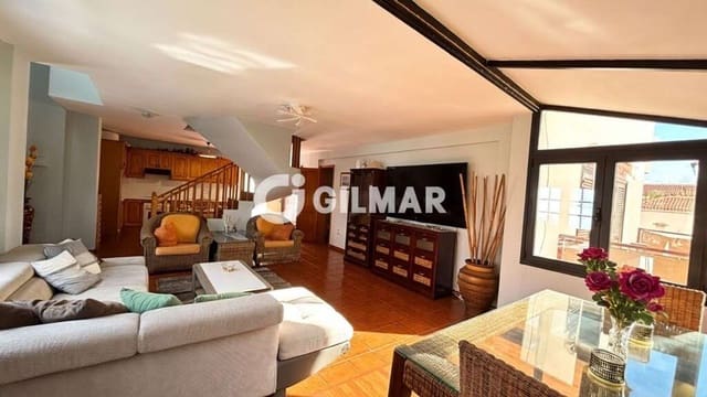 3 sovrum Semi-fristående Villa till salu i Costa del Silencio, Arona med pool - 425 000 € (Ref: 9824057)