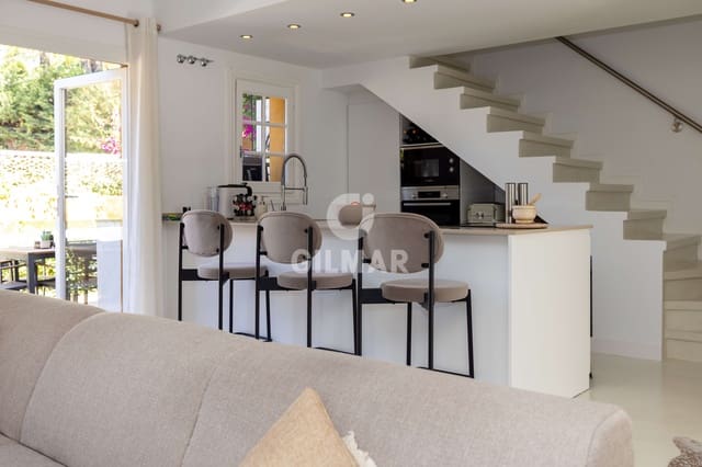 2 camera da letto Villetta a Schiera in vendita in Guadalmina Baja, Marbella con piscina garage - 689.000 € (Rif: 9824058)