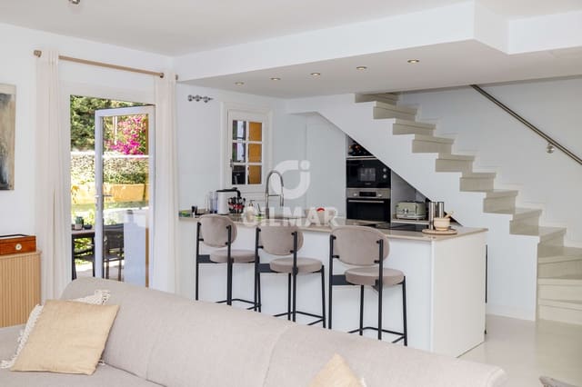 2 camera da letto Villetta a Schiera in vendita in Guadalmina Baja, Marbella con piscina garage - 689.000 € (Rif: 9824058)