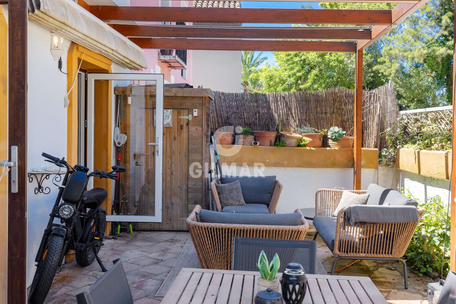 2 camera da letto Villetta a Schiera in vendita in Guadalmina con piscina garage - 689.000 € (Rif: 9824058)