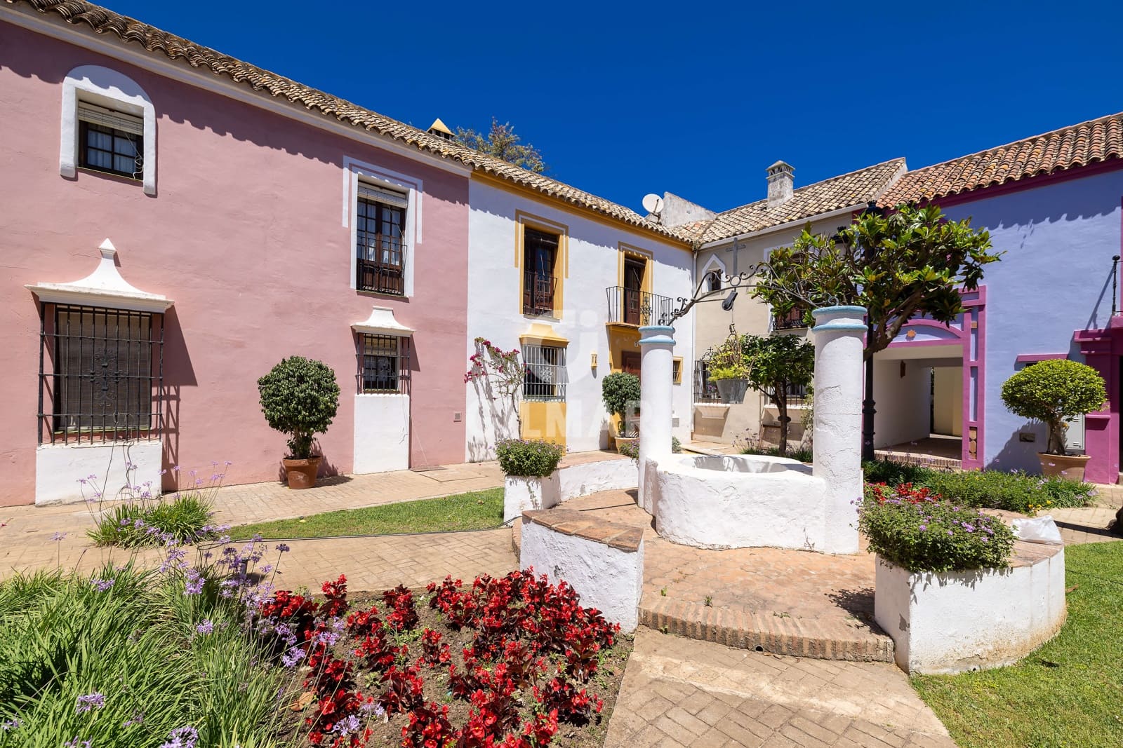 2 camera da letto Villetta a Schiera in vendita in Guadalmina con piscina garage - 689.000 € (Rif: 9824058)