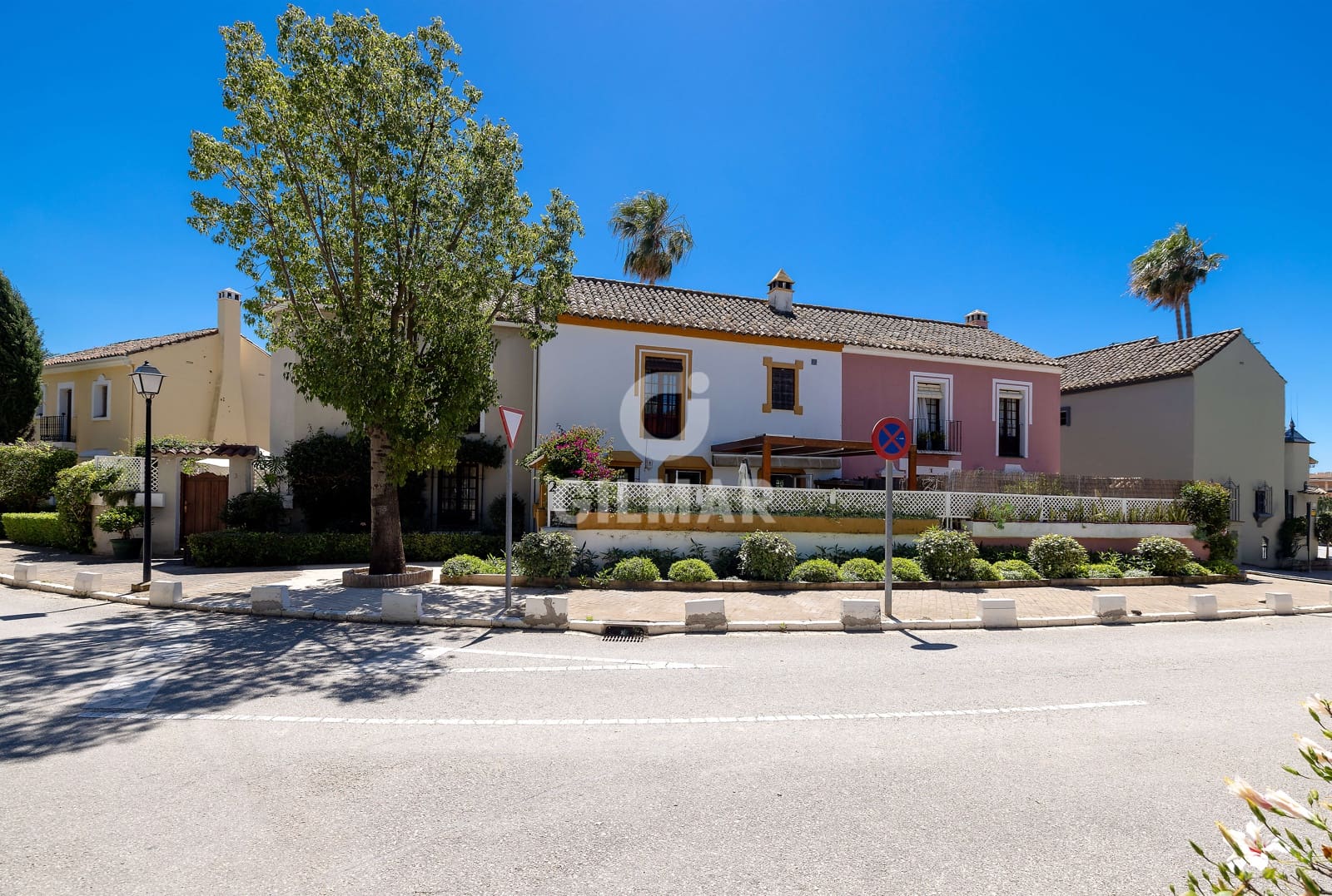 2 camera da letto Villetta a Schiera in vendita in Guadalmina con piscina garage - 689.000 € (Rif: 9824058)
