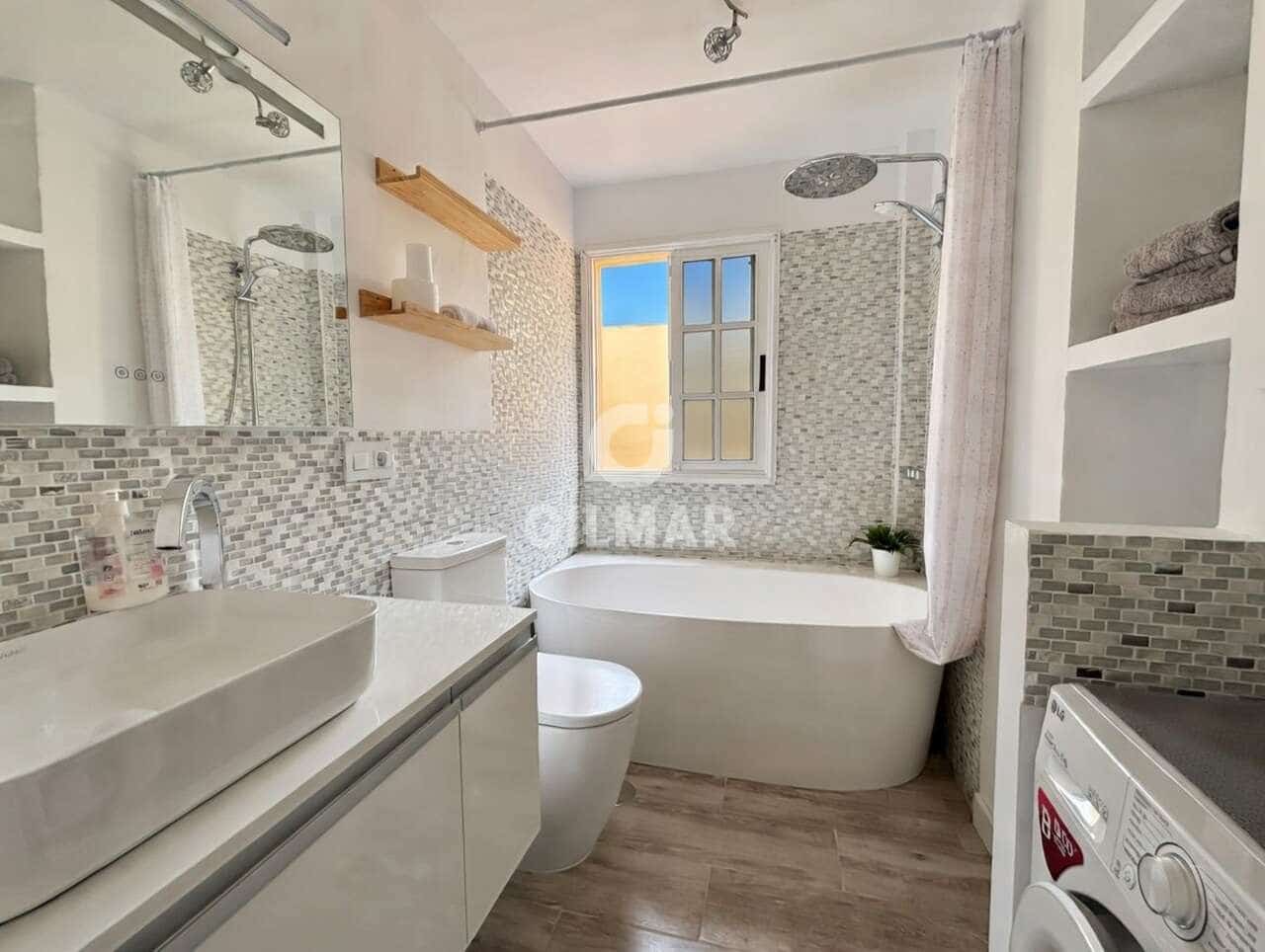 1 bedroom Penthouse for sale in Torviscas - € 370,000 (Ref: 9824355)