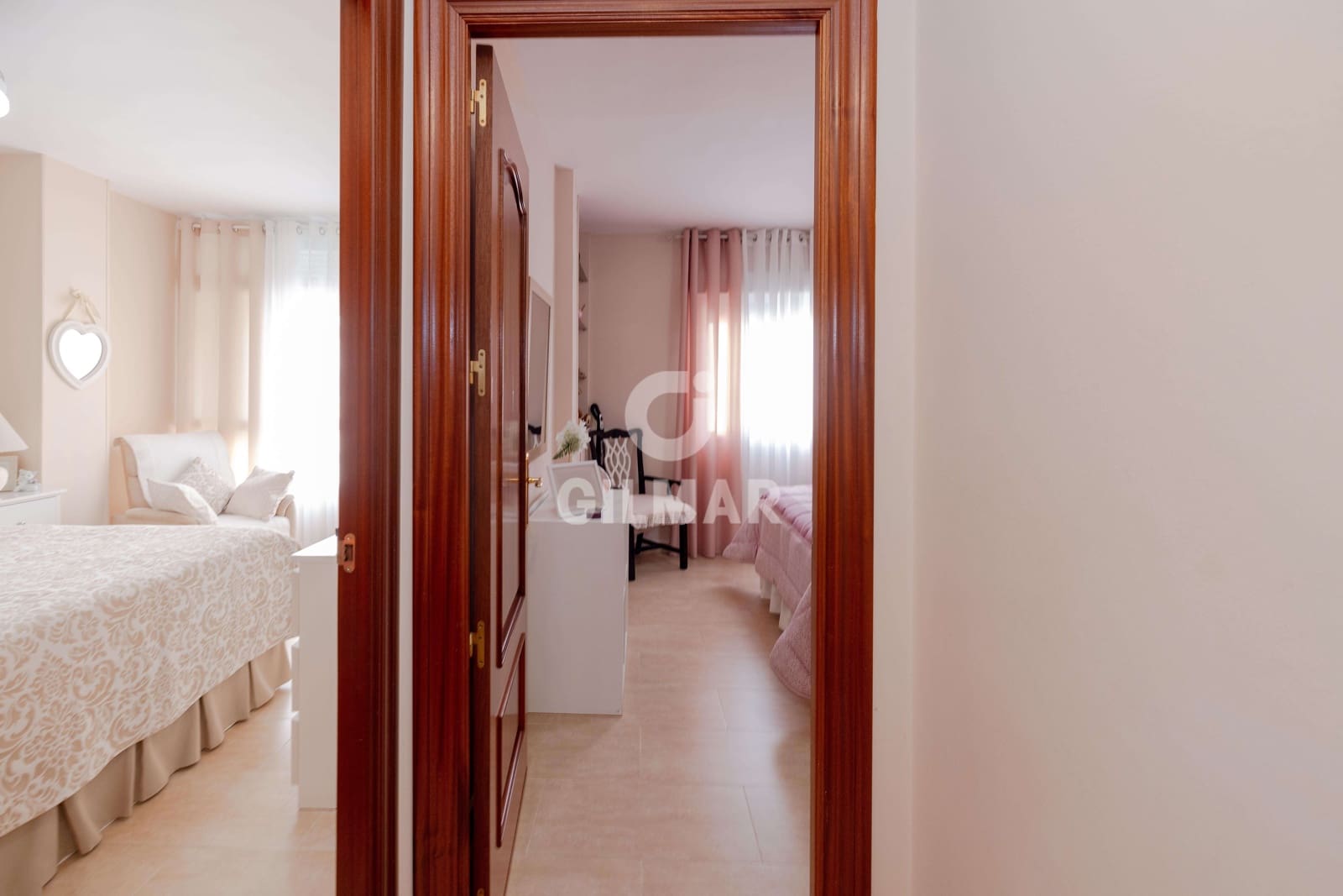 3 bedroom Flat for sale in Estepona - € 470,000 (Ref: 9825821)