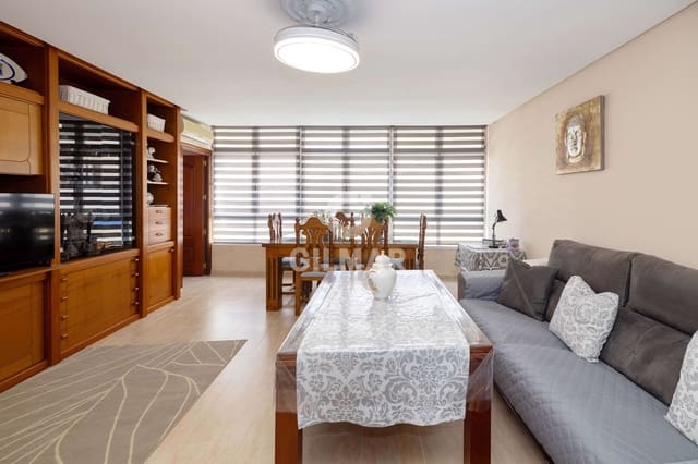 3 chambre Appartement à vendre à Huerta Nueva, Estepona - 499 000 € (Ref: 9825821)