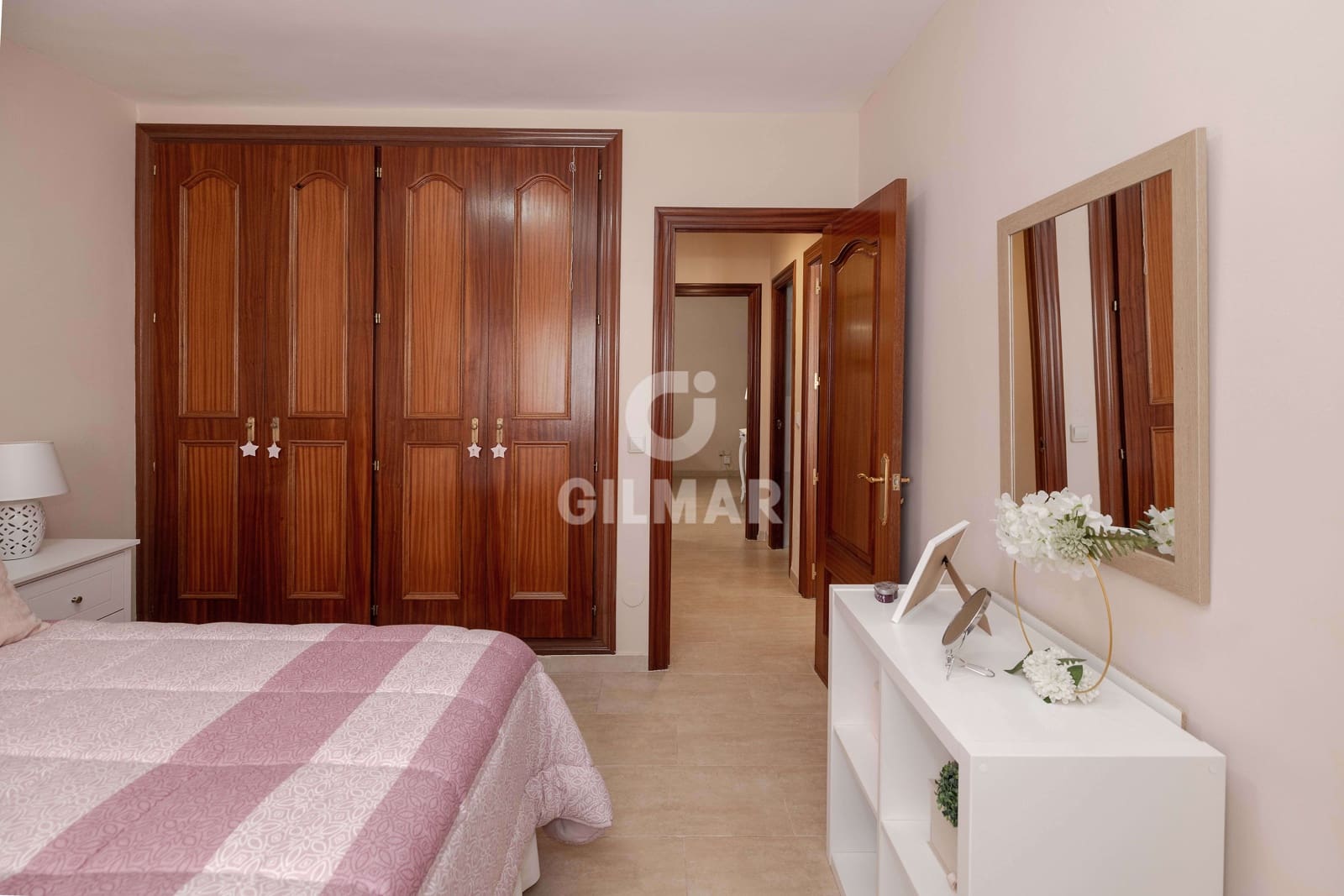 3 bedroom Flat for sale in Estepona - € 470,000 (Ref: 9825821)