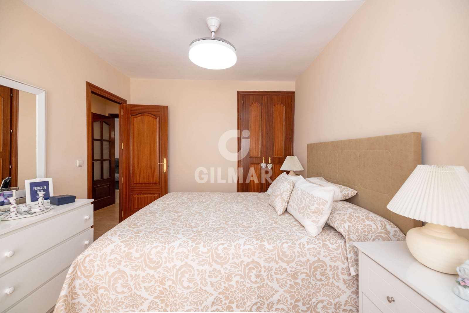 3 bedroom Flat for sale in Estepona - € 470,000 (Ref: 9825821)