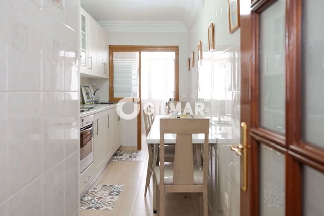 3 sypialnia Mieszkanie na sprzedaż w Huerta Nueva, Estepona - 399 000 € (Ref: 9825821)