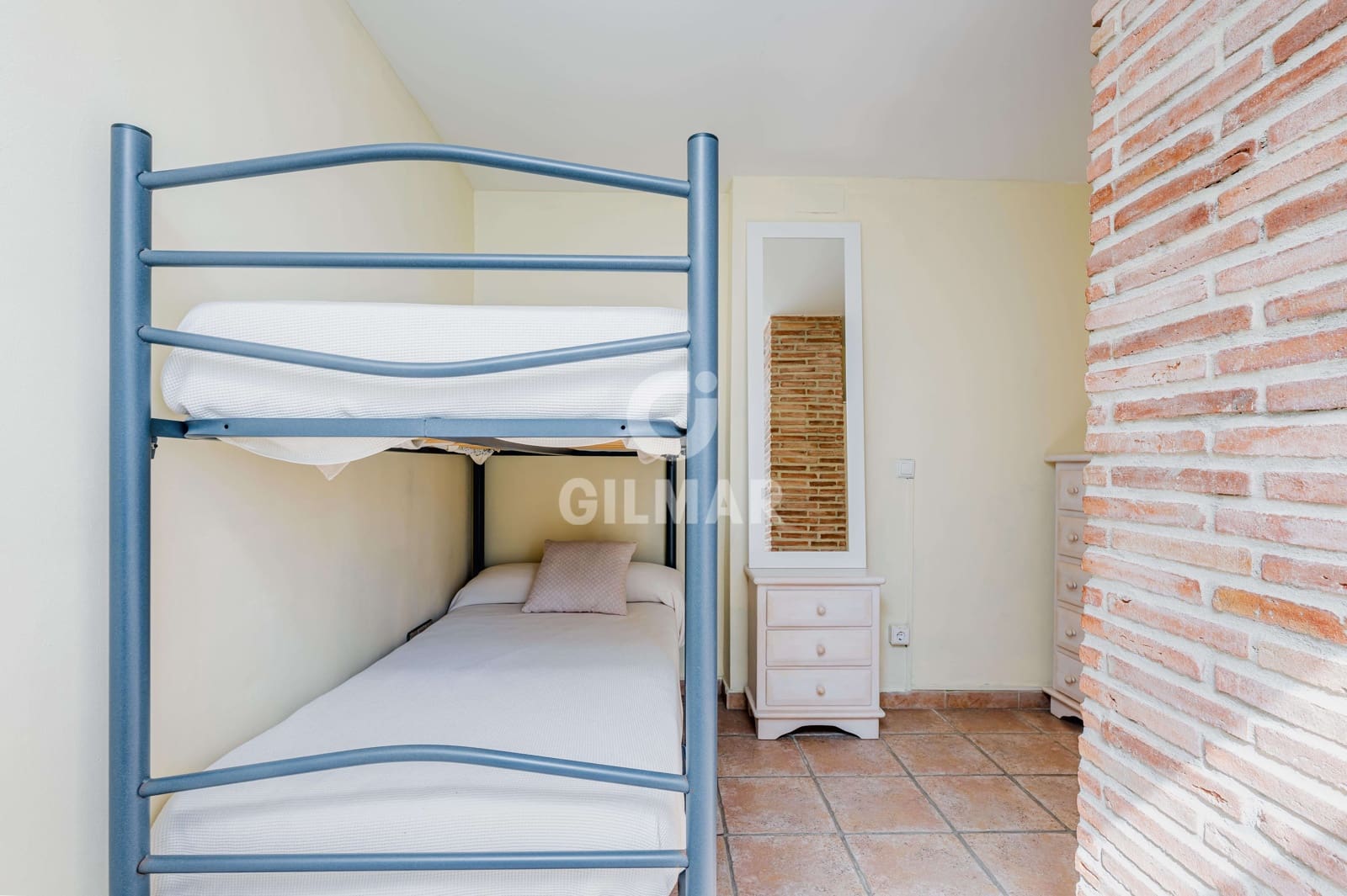 2 slaapkamer Flat te koop in Fuengirola - € 565.000 (Ref: 9827532)