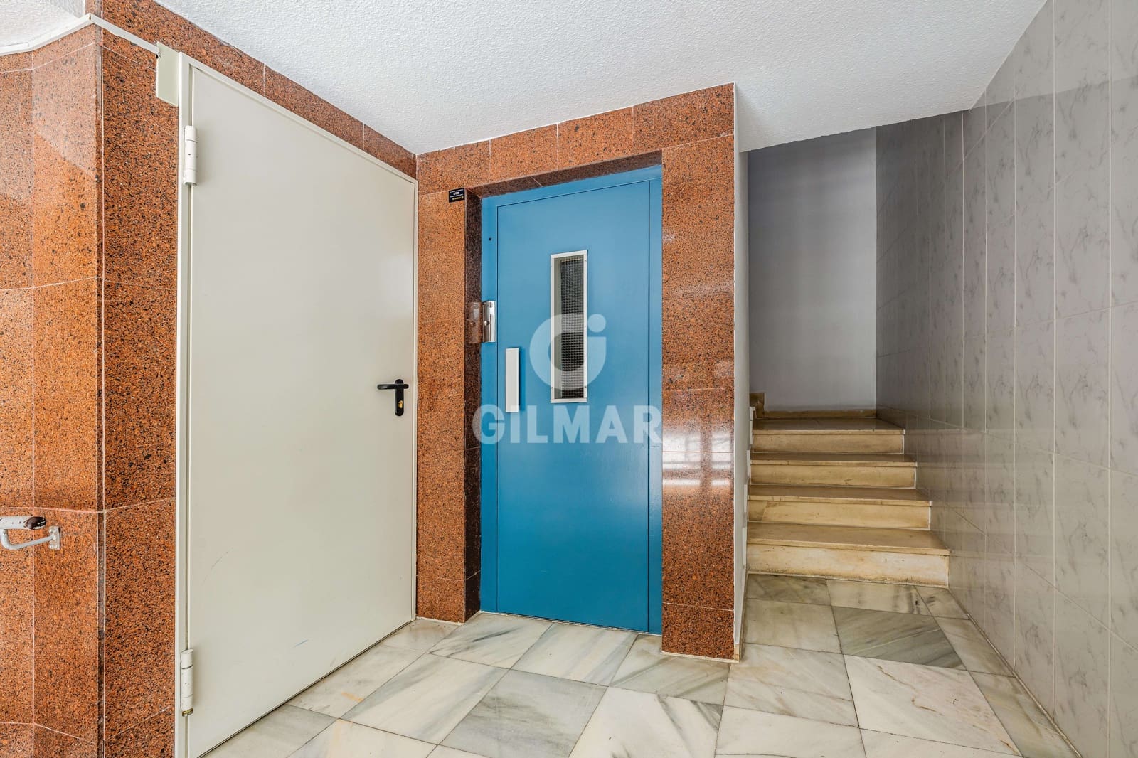 2 slaapkamer Flat te koop in Fuengirola - € 565.000 (Ref: 9827532)