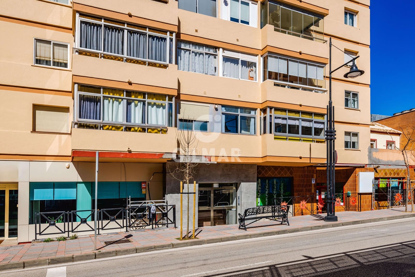 2 slaapkamer Flat te koop in Fuengirola - € 565.000 (Ref: 9827532)