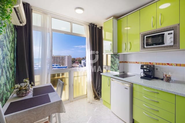 2 slaapkamer Flat te koop in Benalmadena Costa, Benalmádena met zwembad - € 365.000 (Ref: 9827534)