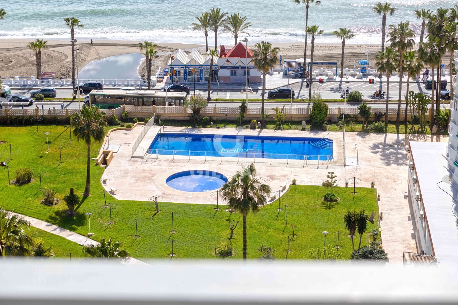 2 soverom Leilighet til salgs i Benalmadena Costa med svømmebasseng - € 365 000 (Ref: 9827534)