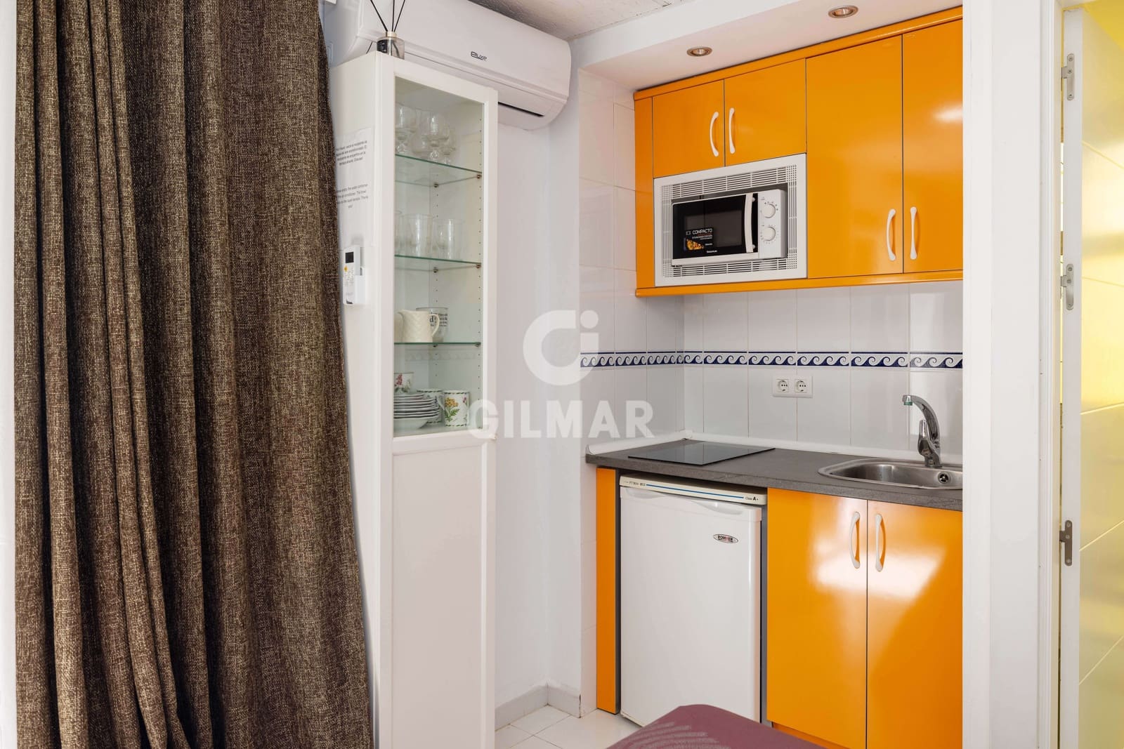 2 soverom Leilighet til salgs i Benalmadena Costa med svømmebasseng - € 365 000 (Ref: 9827534)