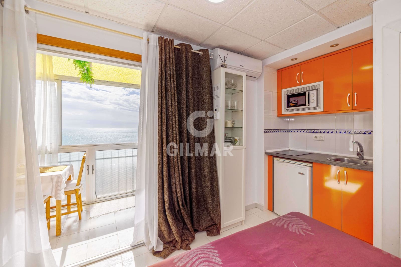2 soverom Leilighet til salgs i Benalmadena Costa med svømmebasseng - € 365 000 (Ref: 9827534)