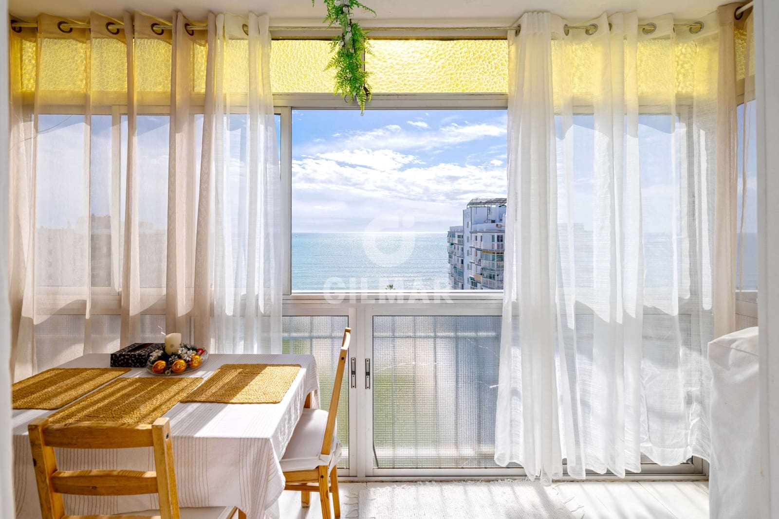 2 soverom Leilighet til salgs i Benalmadena Costa med svømmebasseng - € 365 000 (Ref: 9827534)