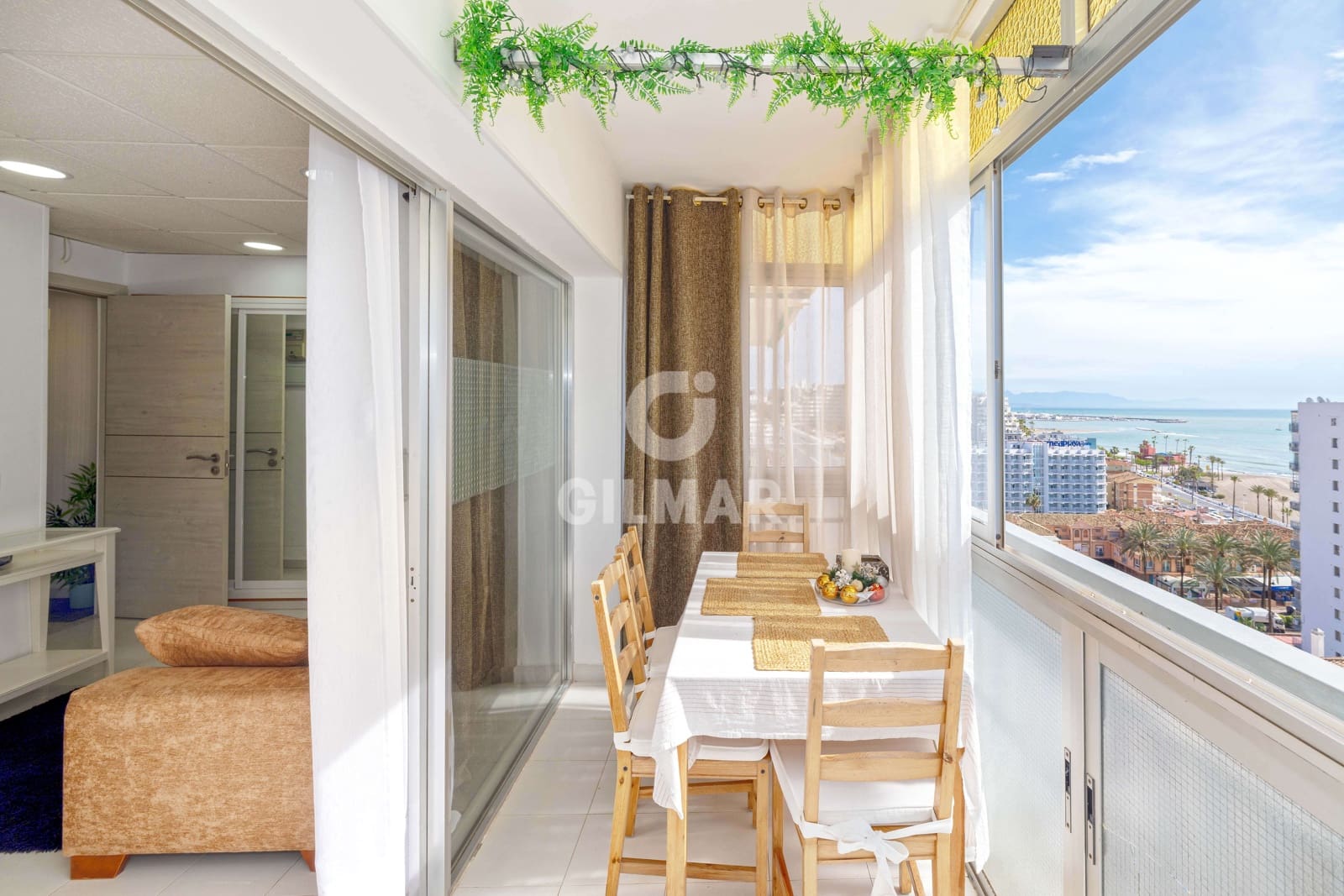 2 soverom Leilighet til salgs i Benalmadena Costa med svømmebasseng - € 365 000 (Ref: 9827534)